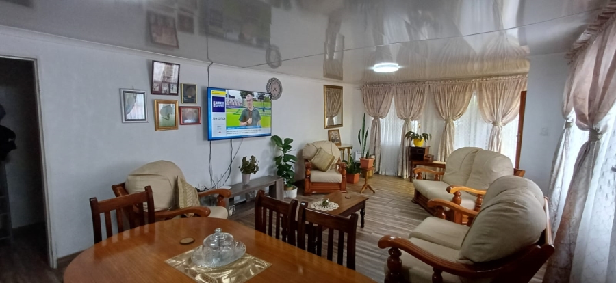 To Let 3 Bedroom Property for Rent in Bakenpark Free State